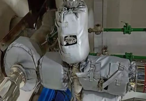 高溫管道<a href=http://m.swretech.com.cn/e/tags/?tagname=%E4%BF%9D%E6%B8%A9%E9%9A%94%E7%83%AD target=_blank class=infotextkey>保溫隔熱</a>衣